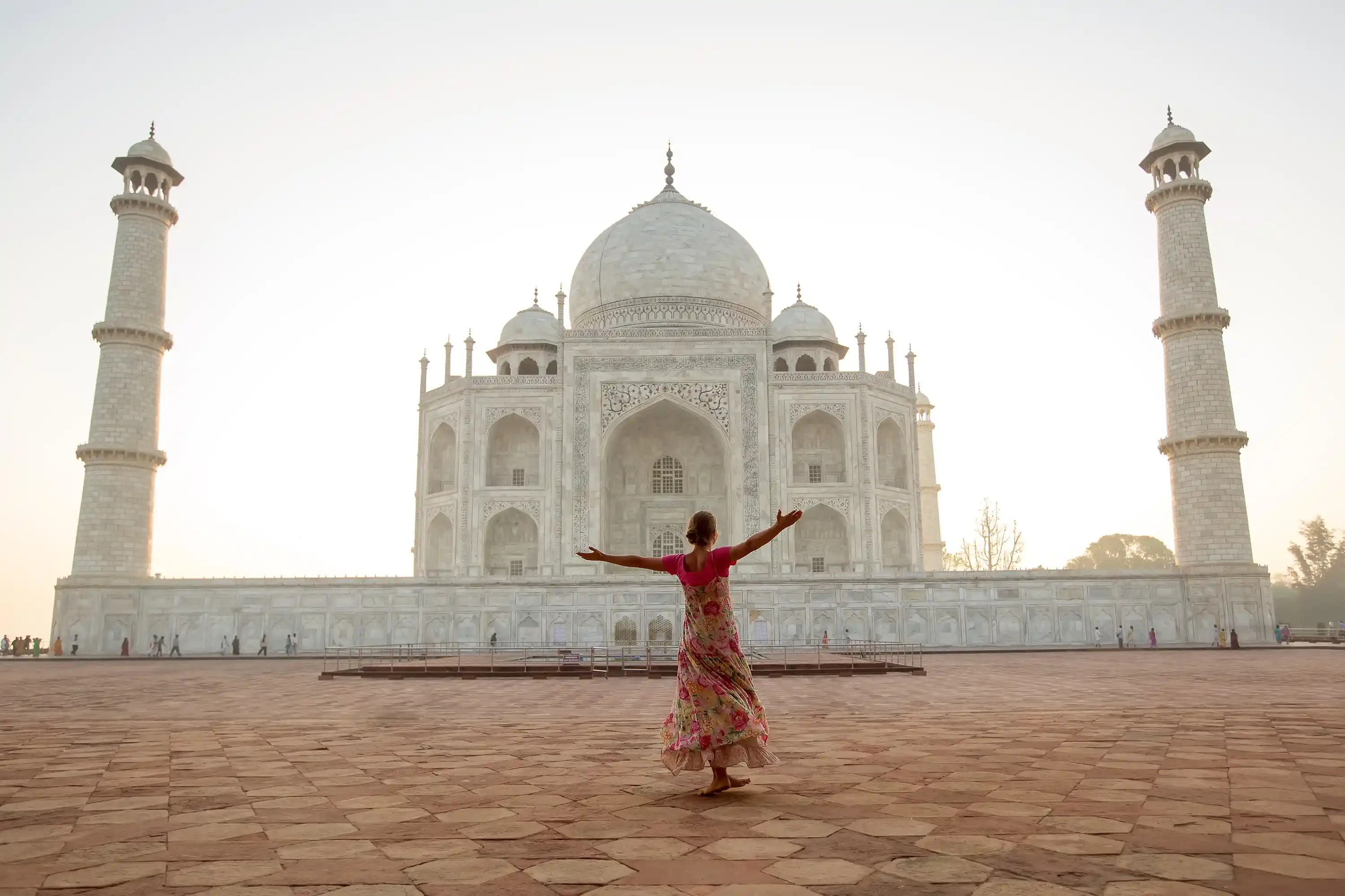 Agra Taj Mahal Sunrise Tour From Delhi