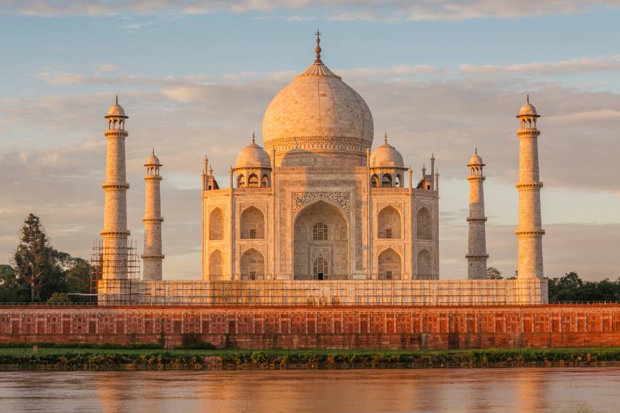Sunrise Taj Mahal and Mathura Day Tour