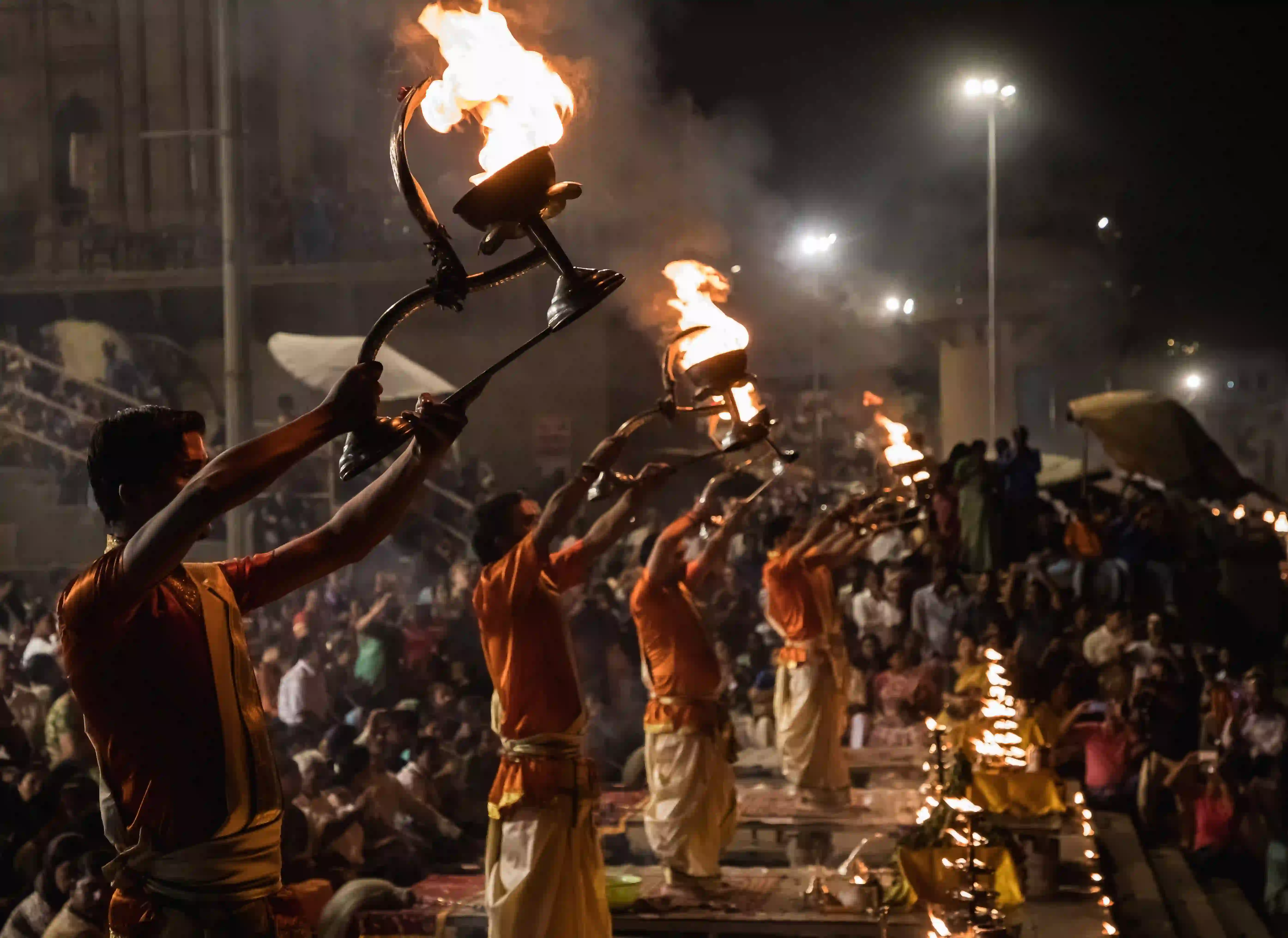 Sacred Varanasi - A Spiritual Immersion in Light, Ritual & River