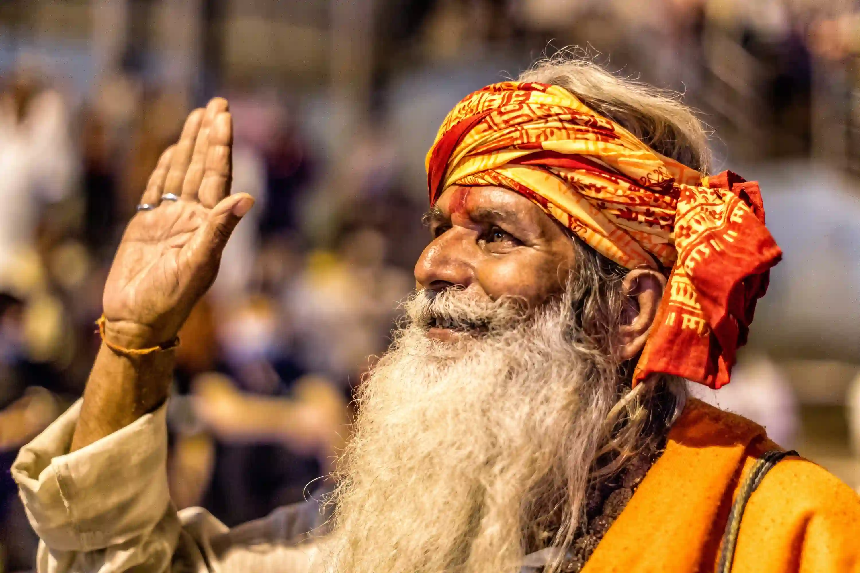 Sacred Varanasi - A Spiritual Immersion in Light, Ritual & River