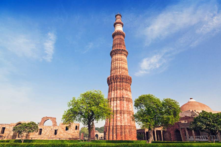 A Day in Delhi: Culture, History & Flavors